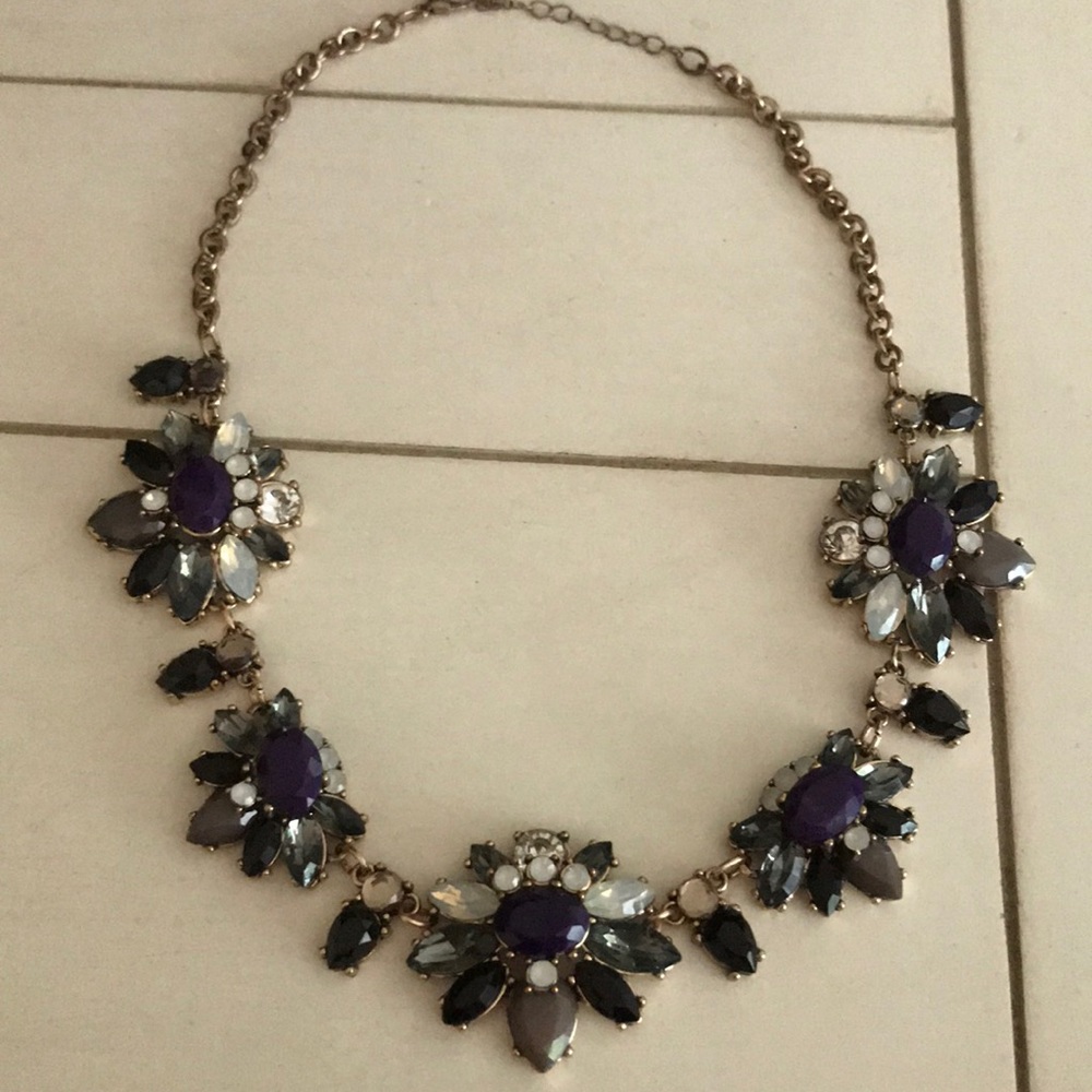 EUC jeweled statement necklace - Picture 2 of 3